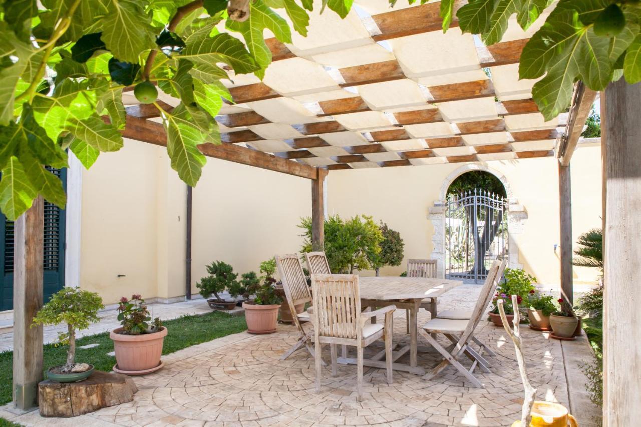 B&B I Tre Ulivi Salice Salentino Buitenkant foto